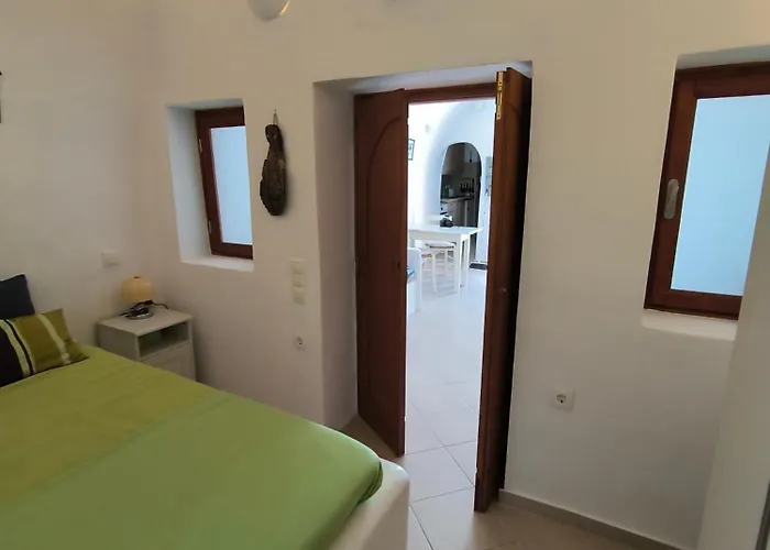 別荘 Casa Vero Santorini メガロホリ